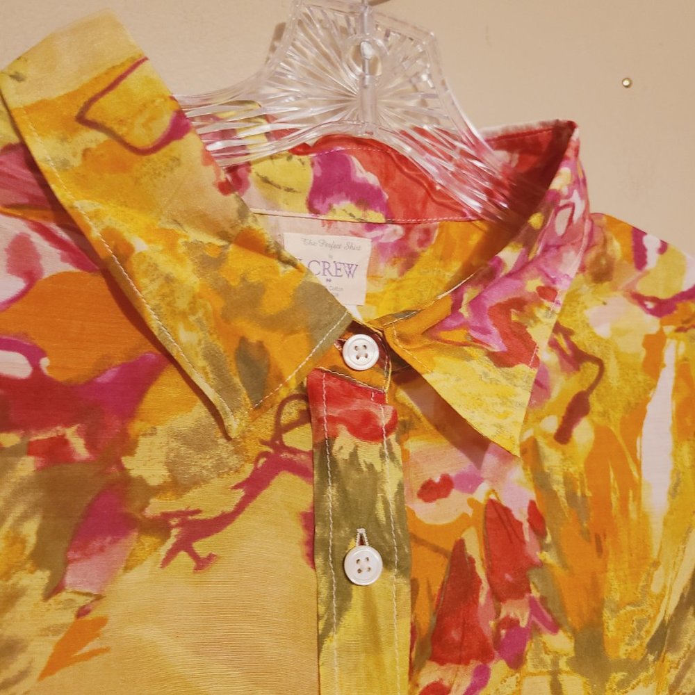 J. Crew Factory | Women's Floral Print The Perfect Button-Down Shirt (Size XL) - Picture 3 of 11
